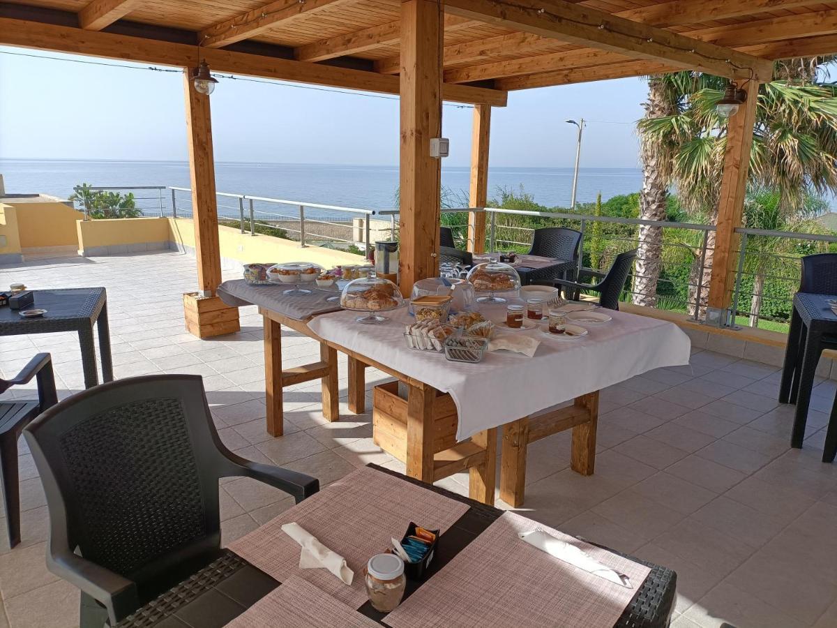 B&B Sale e Sole sul Mare Avola Esterno foto