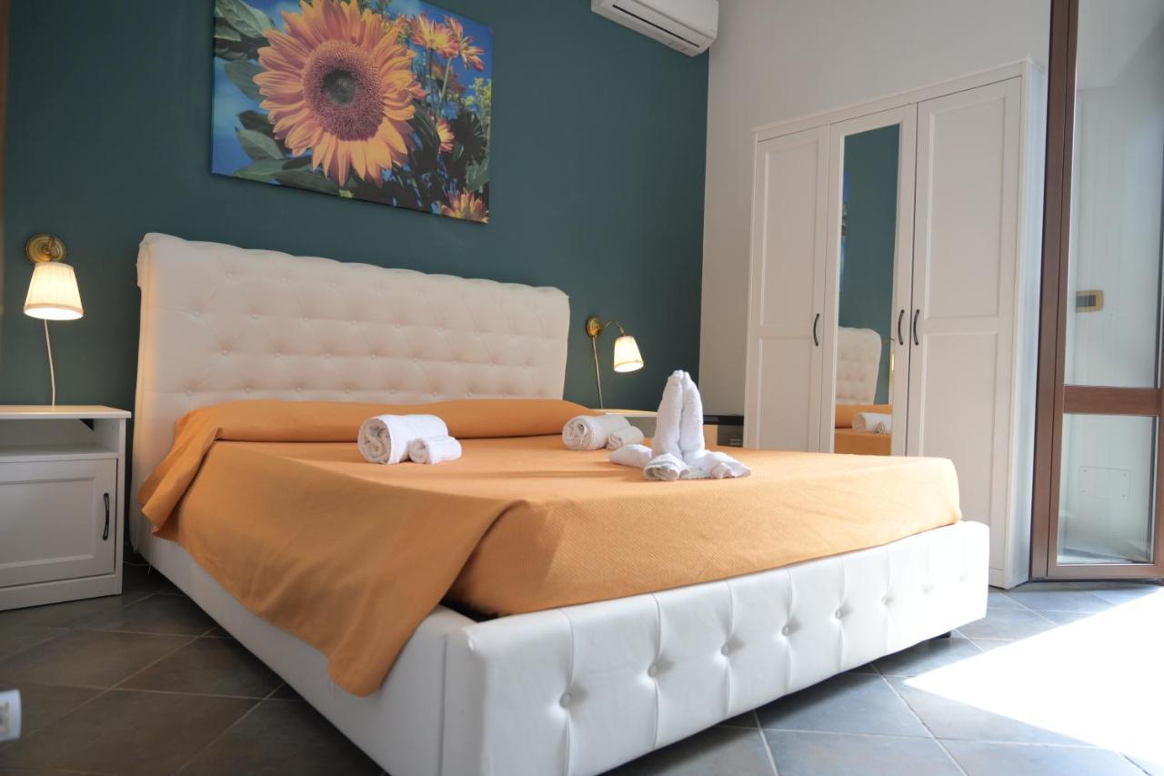 B&B Sale e Sole sul Mare Avola Esterno foto